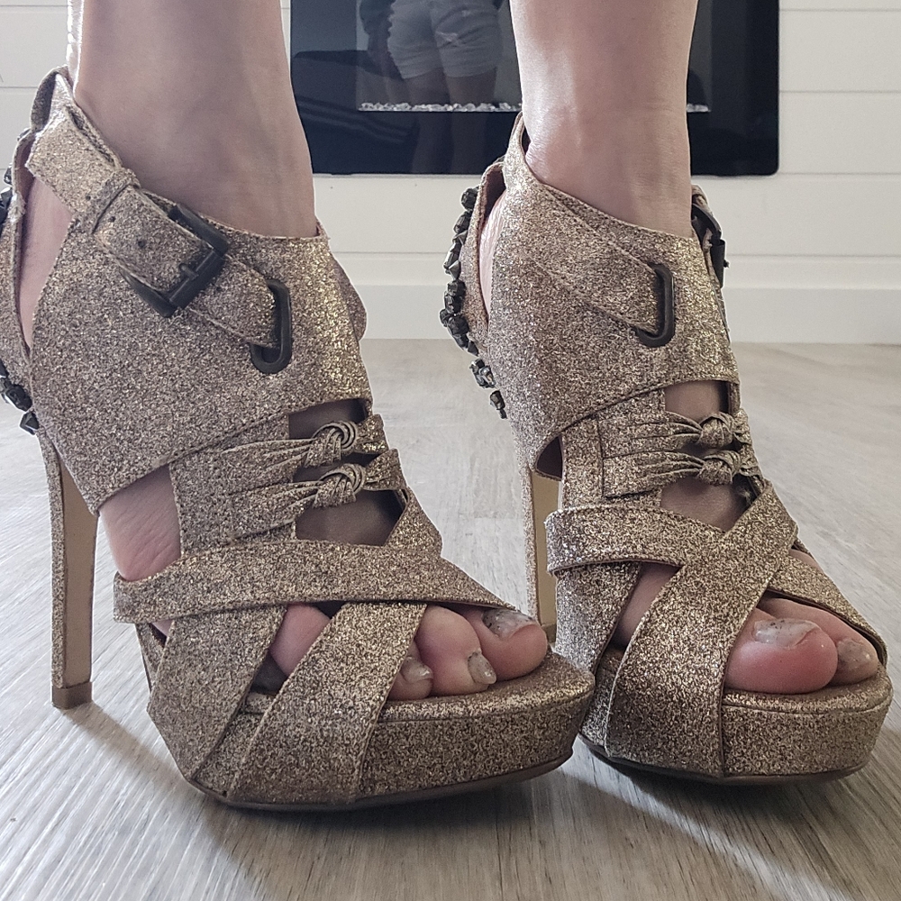 Not Rated heels